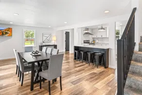 Prime Spot Fully Renovated Near Lambeau Titletown - Image 2
