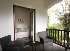 Appartement de vacances avec jardin, terrasse et barbecue | Vue jardin | Idéal pour le télétravail | Avec animaux admis - Image 5