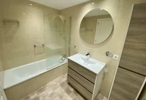Fully equipped charming flat with terrace - Image 5