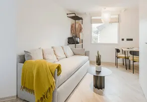 Aparthotel | City view - Image 5