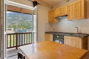 Comfort Studio with Mountain View, Private Balcony, and Wi-Fi - Image 4