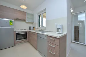 Apartamento vacacional con terraza, jardín y barbacoa - Image 5