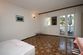 Apartamento totalmente equipado con barbacoa, terraza y jardín - Image 4