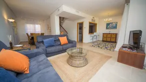 Ferienhaus mit Terrasse und Pool - Image 3
