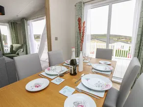 Fully equipped wonderful cottage with pool & garden | Beach view | Close to the beach - Image 5