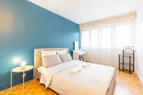 GuestReady - Chic Sanctuary in Fontenay-Aux-Roses - Image 3