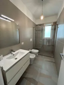 Holiday apartment with garden & terrace - Image 5