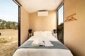 Cozy Secluded Tiny House in Arahat, Victoria - Image 4