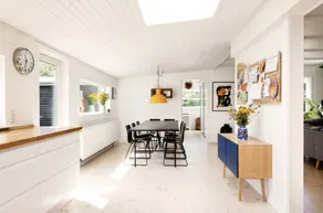 Family-friendly ample holiday home with BBQ, terrace & garden | Close to the beach | Suitable for remote work - Image 3