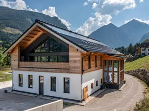 Apartamento con jacuzzi, sauna y barbacoa | Vistas a la montaña - Image 2