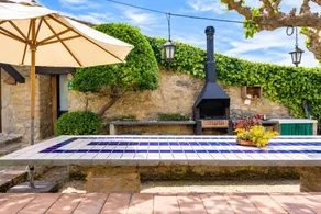 Country House 'Can Gat Vell' with Shared Pool, Wi-Fi and Air Conditioning - Image 4