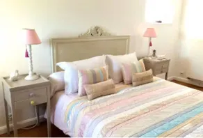 Bed & breakfast with garden - Image 4