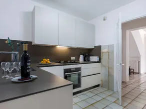 Fully equipped spacious house with garden, barbecue & private pool | Close to the beach - Image 5