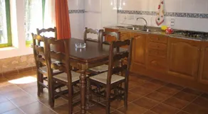Appart'hôtel avec terrasse, barbecue et piscine - Image 2