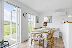 Fully equipped ample holiday home with jacuzzi, sauna & terrace | Sea view | Pets allowed - Image 4