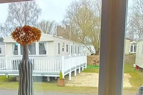 Family-oriented cabin with pool | Lake view | Pet-friendly - Image 3