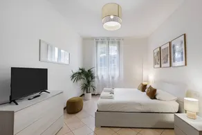 Apartamento totalmente equipado con jardín | Vistas al jardín - Image 2