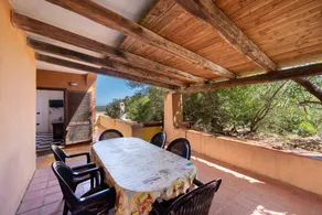 Sea View Accommodation With Garden - Image 4