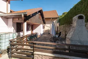 Cottage with garden, terrace & barbecue | Mountain view - Image 4