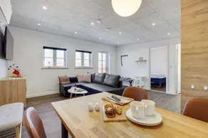 Lovely apartment with terrace - Image 3