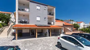 Apartment with 2 bedrooms for 4 persons - Image 3