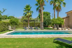 Child-friendly big villa with private pool, terrace & garden - Image 5