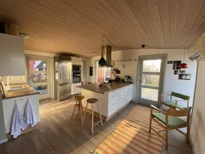 Child-friendly wonderful house with terrace, barbecue & garden - Image 5