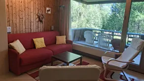 Holiday apartment with sauna & private pool | Mountain view - Image 2