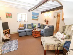 Family-friendly cottage with garden | Pets allowed - Image 3