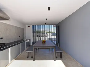 Fully equipped beautiful holiday home with terrace, private pool & BBQ - Image 3
