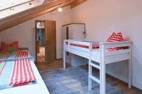 Family-friendly flat | Mountain view - Image 3