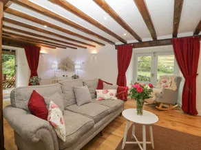 Family-oriented cottage with garden | Beach view | Pets allowed - Image 4