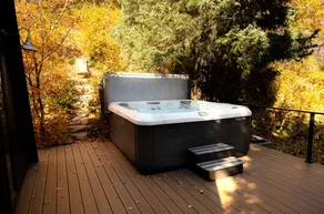 Lovely Secluded A-frame with Hot-tub in Sundance, Utah - Image 5