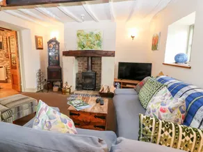 Family-friendly cottage with garden | Pets allowed - Image 5
