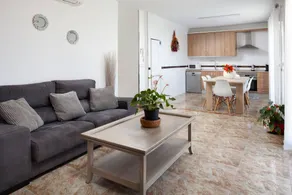 Charmant appartement entièrement équipé avec terrasse, jardin et barbecue - Image 5