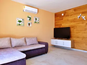 Beautiful apartment with terrace, barbeque & garden | Sea view - Image 2