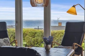 Family-friendly lovely house with garden, sauna & jacuzzi | Sea view | Pets allowed - Image 5