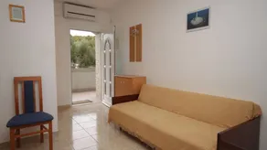 Holiday apartment with terrace & barbecue | Sea view | Dogs allowed - Image 2