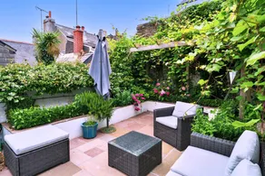 Family-oriented charming holiday home with terrace, garden & barbecue | Close to the beach | Pets allowed - Image 5