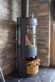 Fully equipped holiday apartment with pool, sauna & hot tub | Next to the ski | Pets are welcome - Image 3