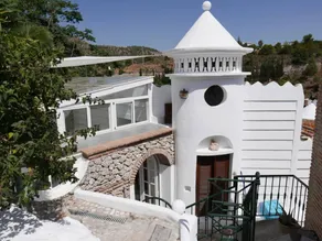 Pleasant holiday home with pool, garden & terrace | Mountain view | Perfect for remote work | Pets allowed - Image 3