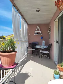 Apartamento vacacional con terraza y barbacoa | Vistas al jardín - Image 2