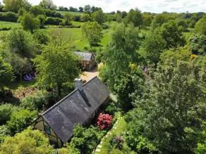 Cottage avec barbecue et jardin - Image 2