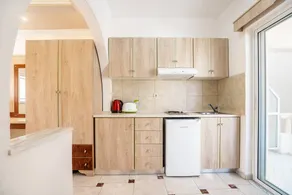Lovely house with terrace | Mountain view | Close to the beach - Image 2