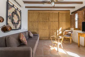 Villa with terrace, garden & private pool | Mountain view | Good for workation - Image 5