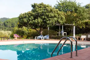 Spacieuse villa entièrement équipée avec internet haut débit, piscine et jardin | Vue mer | Avec animaux autorisés - Image 2