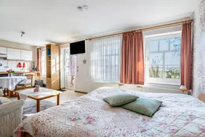 Fully equipped wonderful holiday apartment with barbeque, garden & terrace | Garden view - Image 3