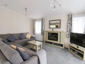 Cottage with garden - Image 4