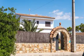 Voll ausgestattetes Ferienhaus mit privatem Pool, Garten und Grill | Strand in der Nähe - Image 5