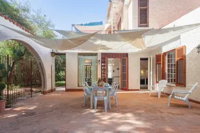 Villa avec barbecue, terrasse et jardin | Vue mer - Image 4